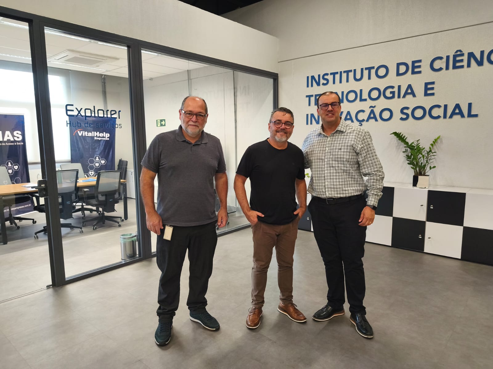 WhatsApp Image 2026-04-16 at 16.03.56