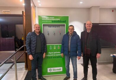 Centro Cívico recebe nova Estação de Hidratação Centro Cívico recebe nova Estação de Hidratação