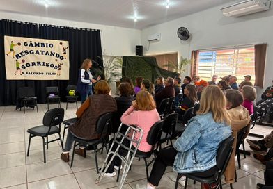 Santa Rosa compartilha experiência com o Câmbio em Senador Salgado Filho Santa Rosa compartilha experiência com o Câmbio em Senador Salgado Filho